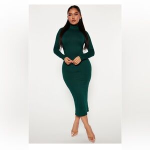 BRAND NEW WITH TAGS Ribbed midi dress